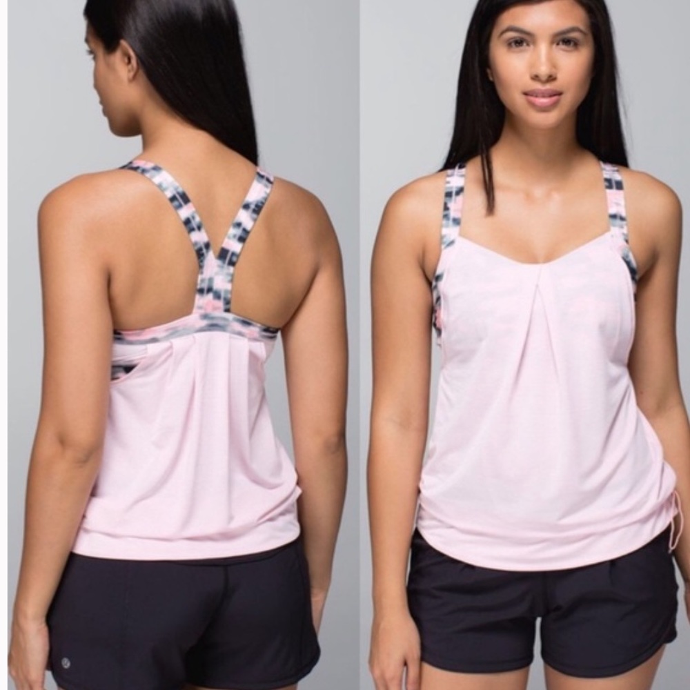 Lululemon sports top with attached bra